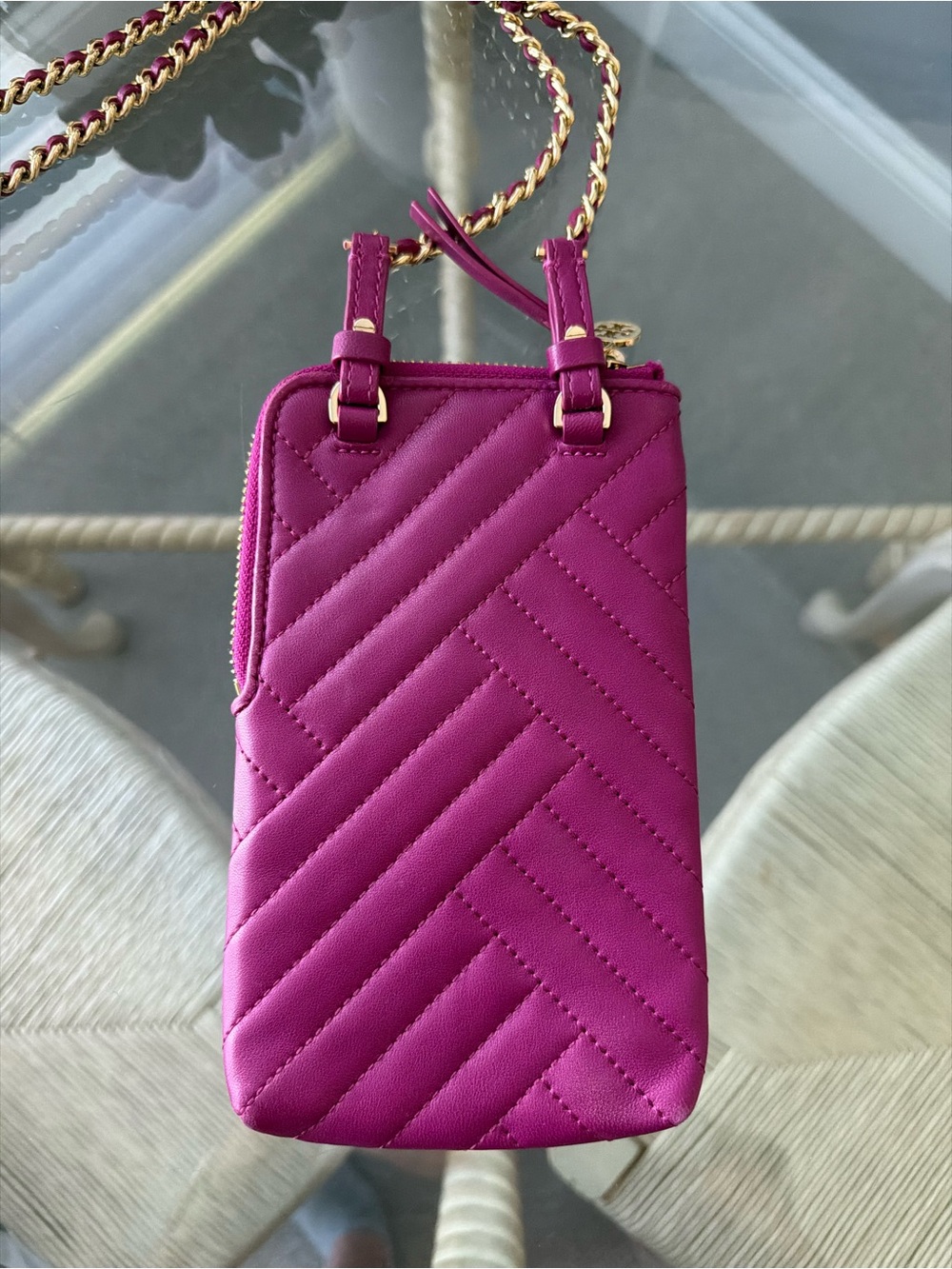 Tory Burch Fuchsia Quilted Leather Crossbody Bag with Chain - Picture 2 of 7